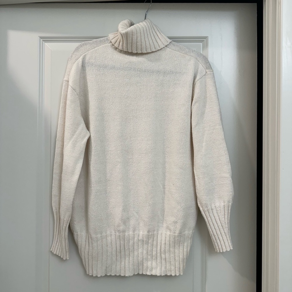 H&M TurtleNeck White Sweater Medium